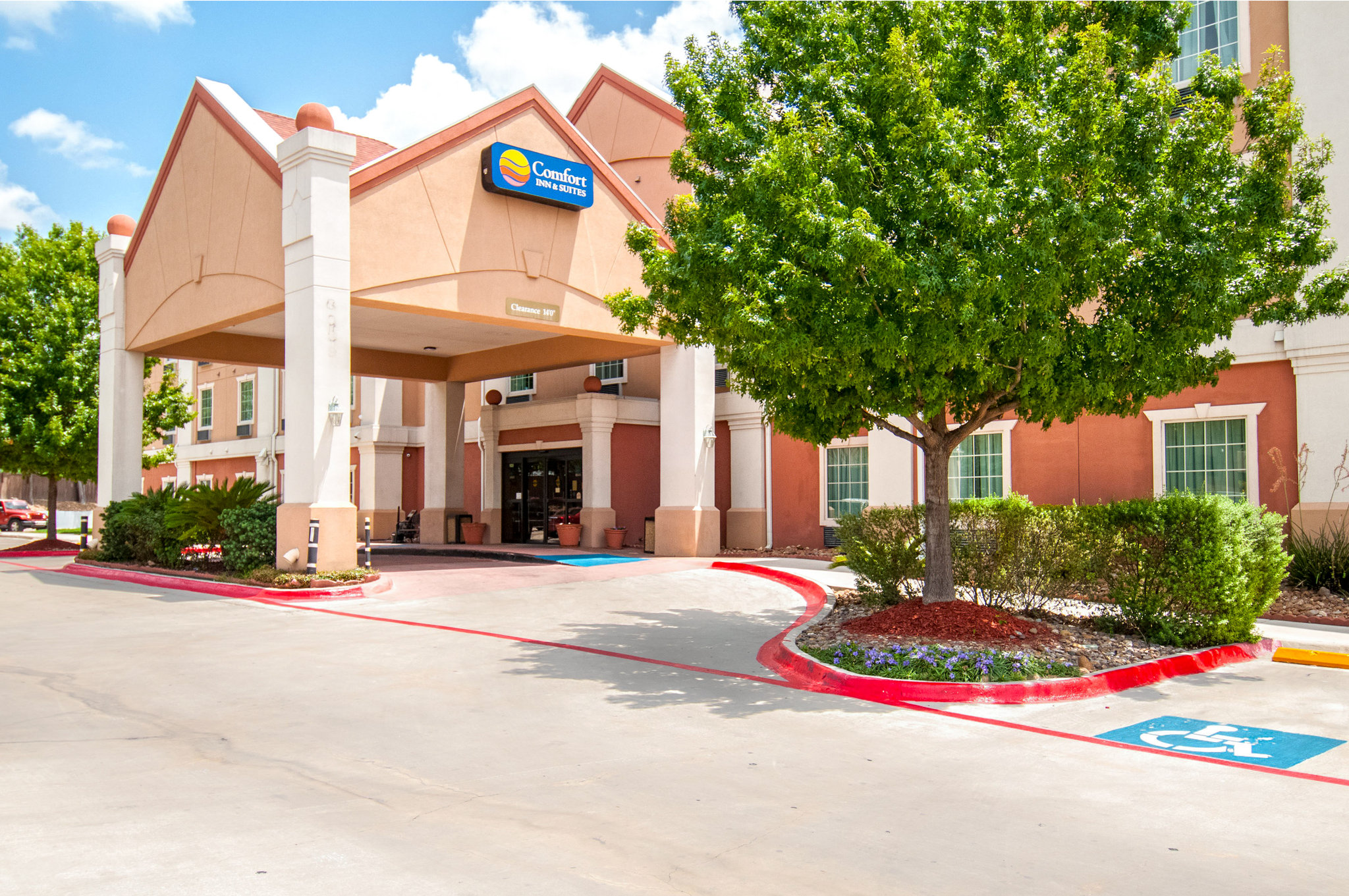 Comfort Inn & Suites Near Medical Center