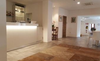 Albergo la Rocca - Housity