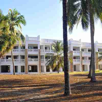 PrideInn Paradise Beach Resort & Spa Mombasa Hotel Exterior
