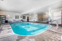 Quality Inn & Suites Silverthorne - Copper Mountain - Pools