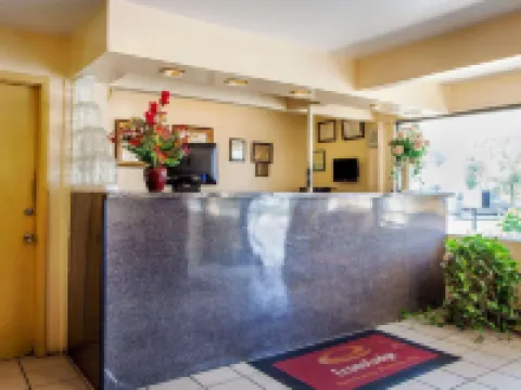 Econo Lodge Hotels in Atlantic County