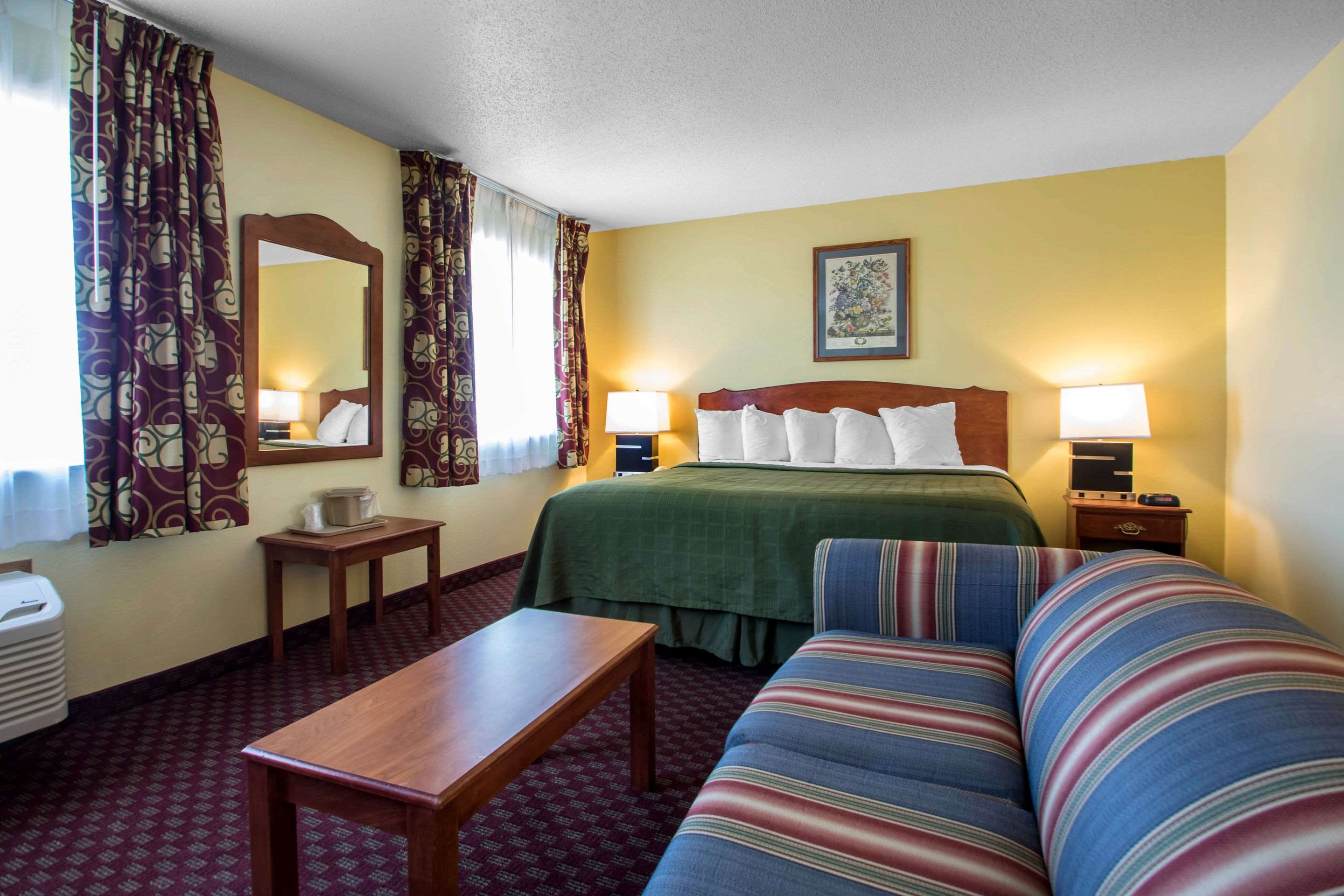 Quality Inn Mineral Point