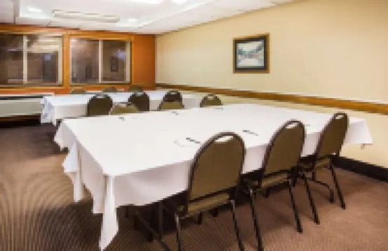 AmericInn by Wyndham Menomonie