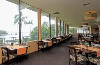 Hilo Hawaiian Hotel, Trademark Collection by Wyndham