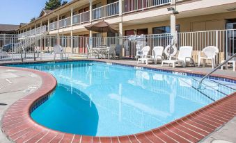 Quality Inn & Suites Woodland - Sacramento Airport