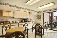 Super 8 by Wyndham Springdale AR