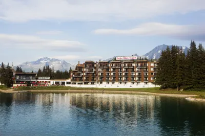 Lake Hotel Courchevel 1850 Các khách sạn gần Stade de saut a ski