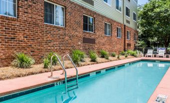 Candlewood Suites Charleston – MT. Pleasant