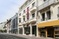 Hôtel Mercure Annecy Centre Отели рядом с достопримечательностью «Notre-Dame de Liesse»