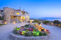 Marini Luxury Apartments and Suites Hotels in Vathi