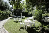 Villa Aurea Hotels near Spiaggia di Punta Cirica