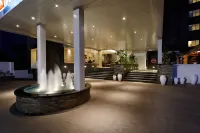 Deccan Pavilion Hotels in Khadewadi
