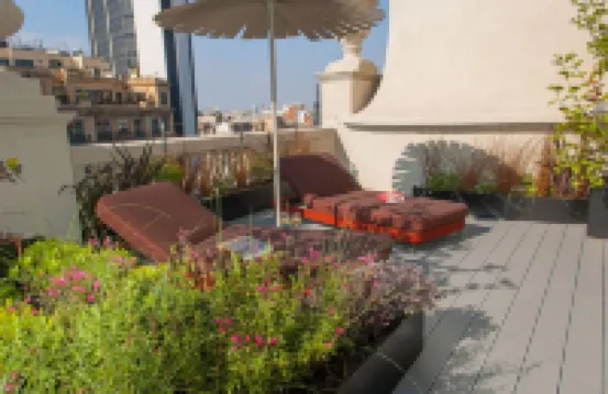 Casagrand Luxury Apartments Barcelona