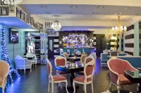 提比里斯河畔飯店