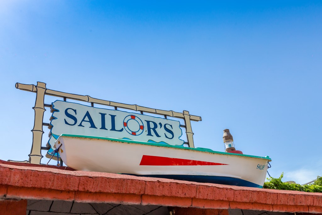 Sailor's Beach Club