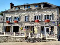 Hôtel les Boucles de Meuse - parking