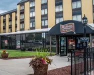 Quality Hotel & Suites at the Falls Hôtels à : Niagara Falls