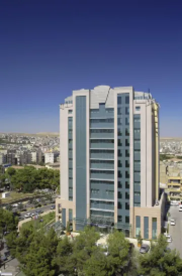 桑尼烏法德德曼酒店