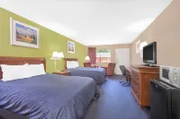 Hotel Express Anniston/Oxford - parking