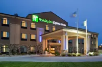 Holiday Inn Express & Suites Grand Island Hotel di Grand Island