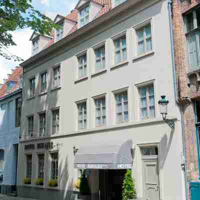 Hôtel Biskajer Hotel Exterior