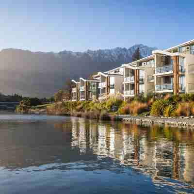 ヒルトン クイーンズタウン リゾート & スパ Hotel Exterior