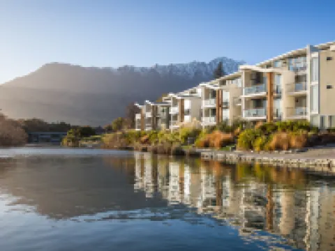 Hilton Queenstown Resort & Spa Hotels in Kawarau Falls