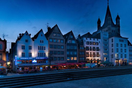 科隆卢云堡酒店及餐厅(lwenbru hotel und restaurant kln)