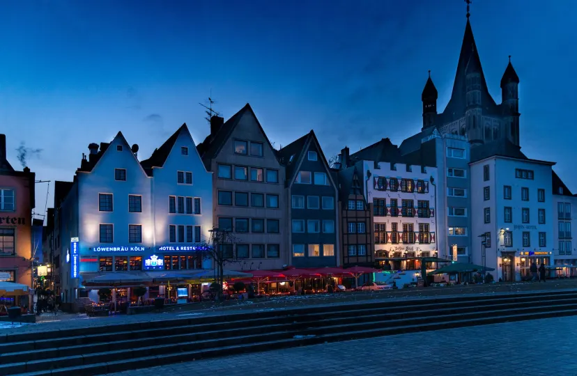 Hotel Und Restaurant Löwenbräu Köln