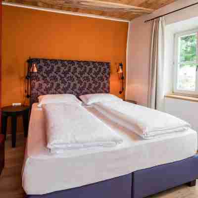 Hotel Traube Rooms