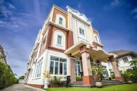 Excella Hotel Hotels in 