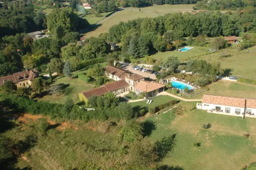 Hotel le Mas de Castel - Piscine Chauffee Hotels in Domme