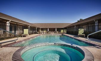 SureStay Hotel by Best Western Leesville