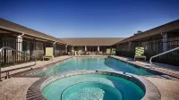 SureStay Hotel by Best Western Leesville