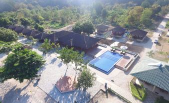 Sylvia Hotel & Resort Komodo