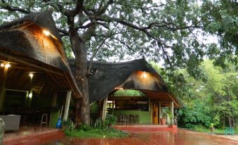 Kwalape Safari Lodge