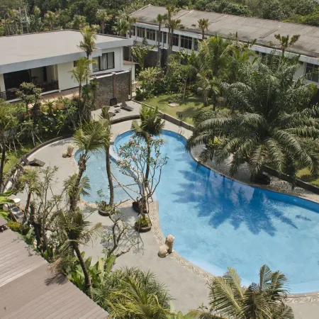 Ijen Suites Resort & Convention