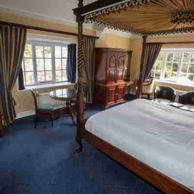 Mere Court Hotel Rooms