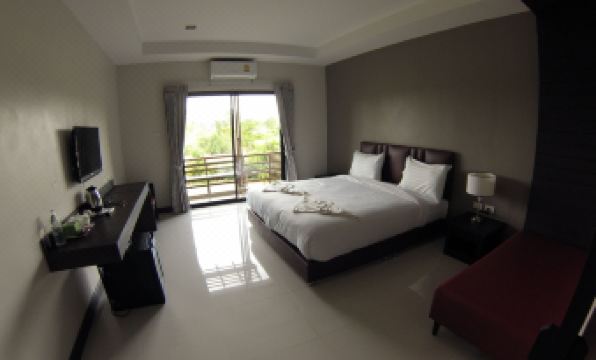 Villa Thiwa Hotel - Housity