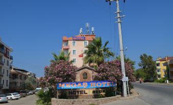 Megas Hotel