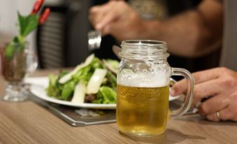 2. 라마다 앙코르 ..