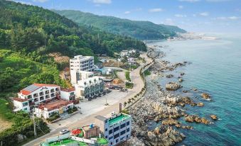 Yeongdeok Ocean Village Pension