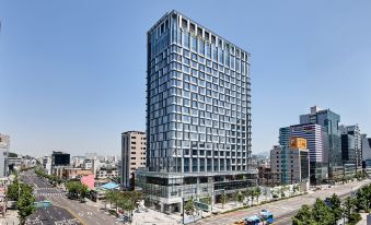 L7 Hongdae by Lotte
