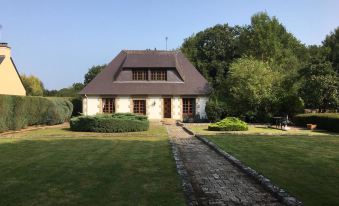 House with 3 Bedrooms in Miniac-Morvan, with Furnished Garden and Wifi - 17 km from The Beach