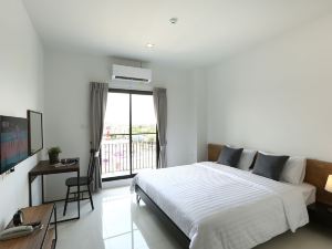 Sukh Serviced Apartment