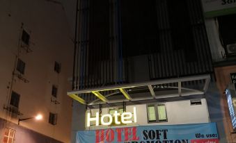 LoLex Hotel