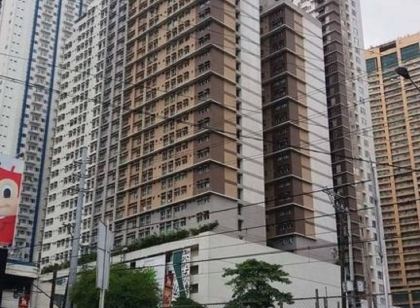Pioneer Woodlands Condominium