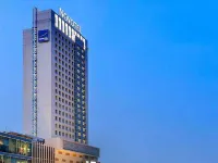 Novotel Tangerang Hotels near Mall Matropolis