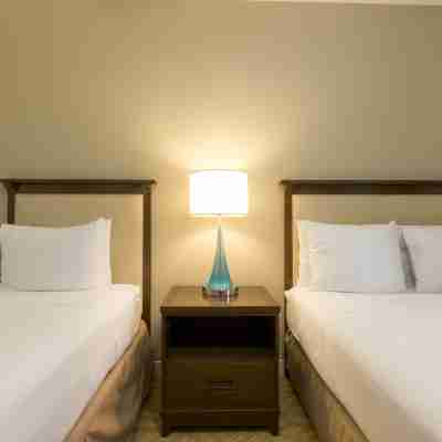 Grand Pacific Palisades Resort Rooms