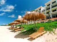 Chateau Beach Resort - Beach